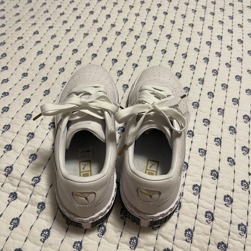 Puma Sneakers - Picture 5 of 6